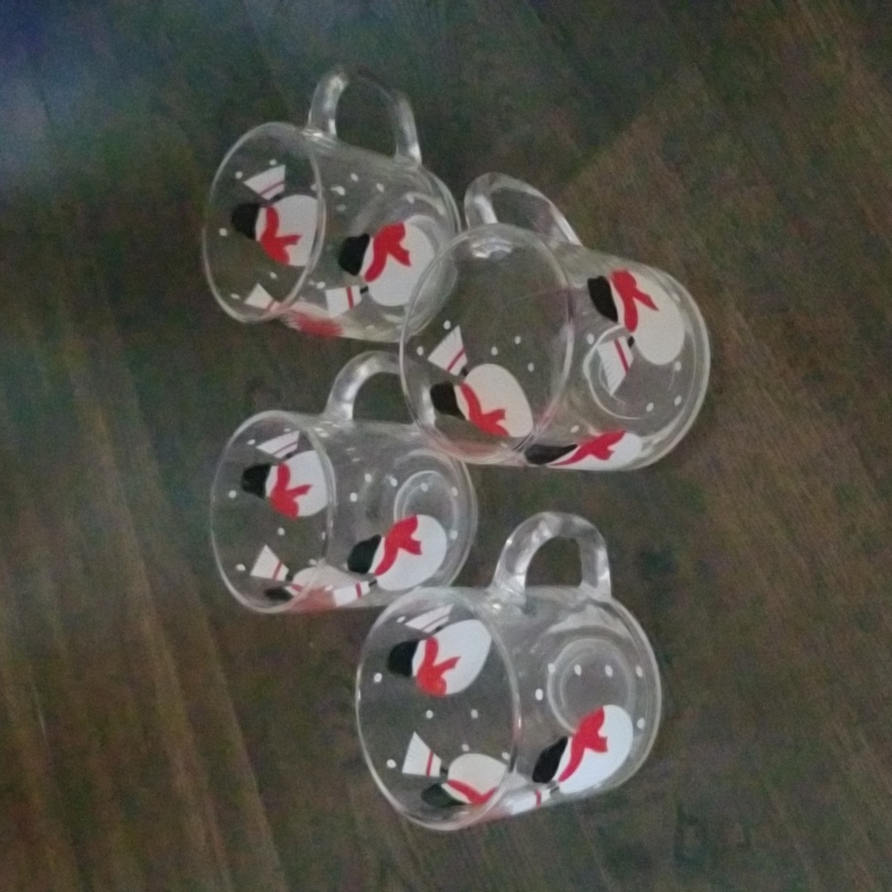 Crate and Barrel Luminarc set of 4 snowman mugs